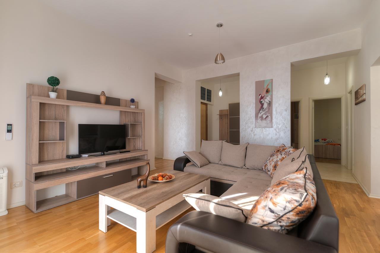 Apartments Harmonia Colours Budva Buitenkant foto